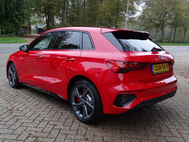 Audi A3 SPORTBACK 45 TFSI e S ed. Comp