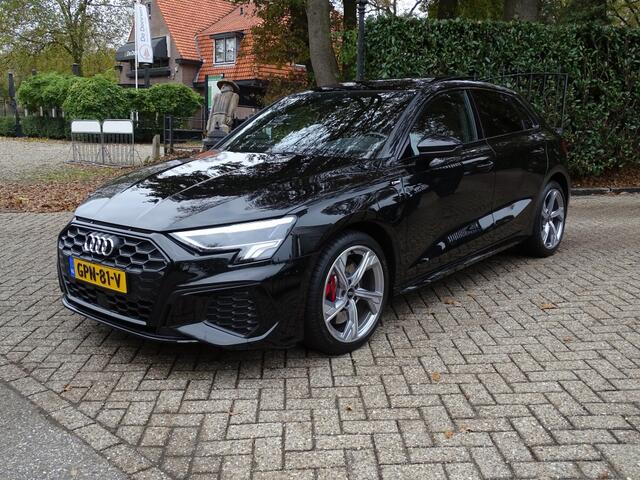 Audi A3 SPORTBACK 45 TFSI e S LINE PANO ed. Competition VOL OPTIES 1e eig