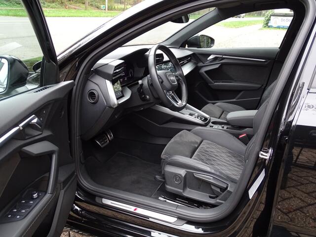 Audi A3 SPORTBACK 45 TFSI e S LINE PANO ed. Competition VOL OPTIES 1e eig