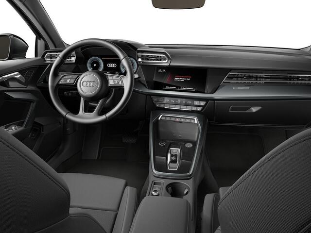 Audi A3 SPORTBACK 40 TFSI e Advanced edition 204 PK · Achteruitrijcamera · Privacy glas · Comfortpakket plus