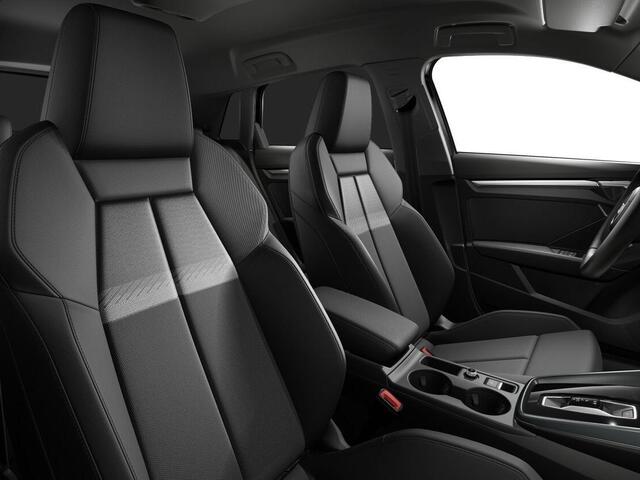 Audi A3 SPORTBACK 40 TFSI e Advanced edition 204 PK · Achteruitrijcamera · Privacy glas · Comfortpakket plus