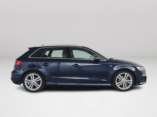 Audi A3 SPORTBACK 35 TFSI CoD Sport S Line Edition