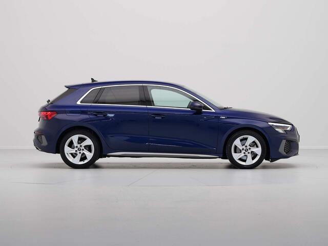 Audi A3 SPORTBACK 30 TFSI 110pk S-Line edition Navigatie Clima Pdc Acc
