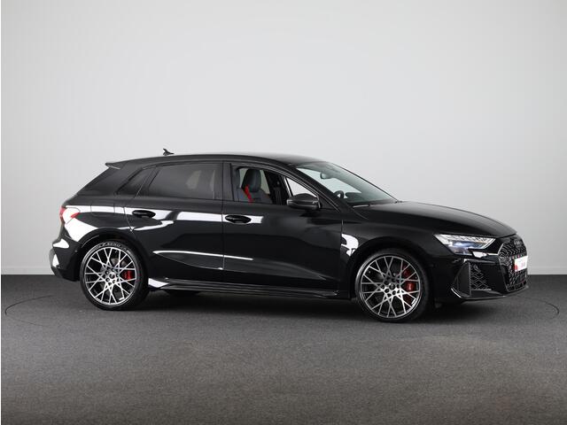 Audi A3 SPORTBACK 2.5 TFSI RS 3 quattro
