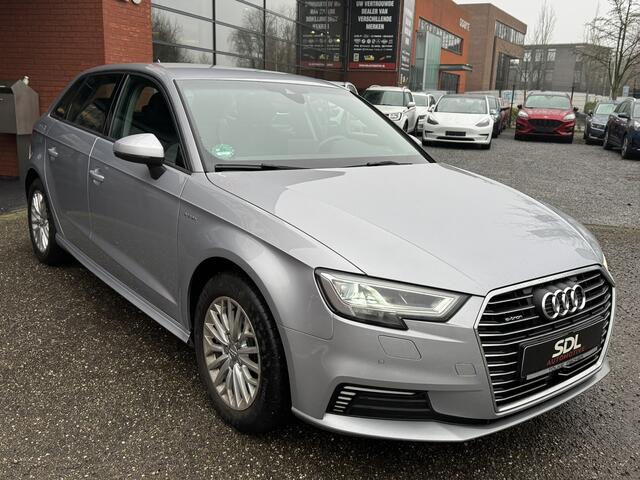 Audi A3 SPORTBACK 1.4 e-tron Pro Line plus // NAVI // CRUISE // CLIMA // PDC // TREKHAAK // FULL LED