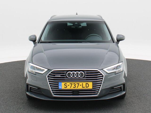 Audi A3 SPORTBACK 40 e-tron 204 Pk Automaat Advance Sport | Cruise Control | Navigatiesysteem | Stoel Verwarming | LED | Privacy Glass | ECC