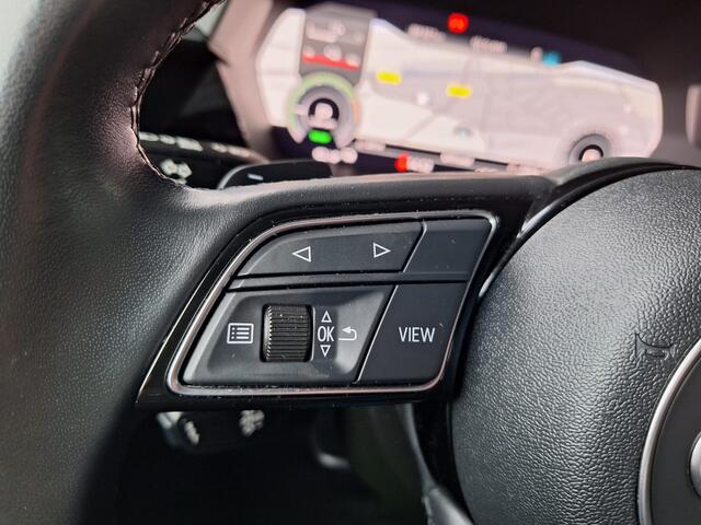 Audi A3 SPORTBACK 45 TFSI e S-Line Plug In Hybrid 245 pk | PHEV | Trekhaak Afneembaar | Matrix LED | Carplay | Electrische Sportstoelen Verwarmd | Navi |