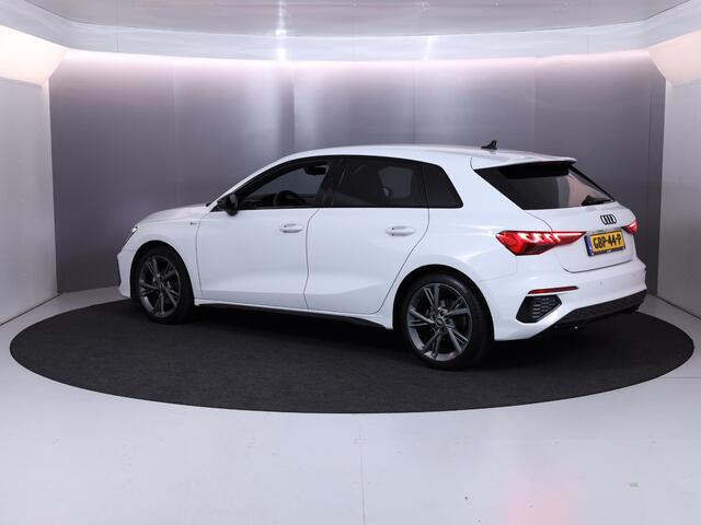 Audi A3 SPORTBACK 35 TFSI S edition 150 pk S-tronic | Verlengde garantie | Navigatie | Parkeersensoren achter | Adaptieve cruise control | LED koplampen | S-Line |