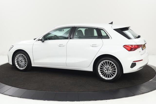 Audi A3 SPORTBACK 30 TFSI Business Edition | Virtual Cockpit | Sportstoelen | Carplay | Climate control | Full LED | Cruise control | PDC | Navigatie