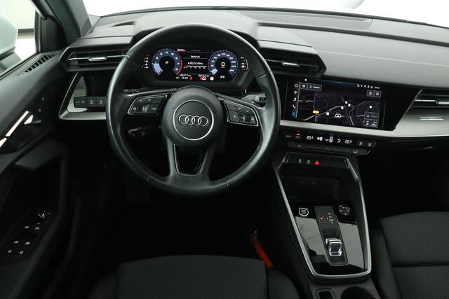 Audi A3 SPORTBACK 30 TFSI Business Edition | Virtual Cockpit | Sportstoelen | Carplay | Climate control | Full LED | Cruise control | PDC | Navigatie