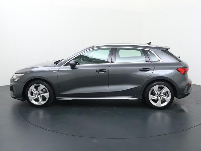 Audi A3 SPORTBACK 30 TFSI S edition | 110 PK | Automaat | Volledig digitaal display | Trekhaak