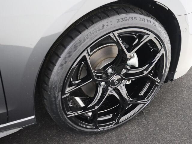 Audi A3 SPORTBACK 35 TFSI S edition | Leder S-Line| PANO | Keyless Entry | Optiekpakket Zwart | Privacy Glass | Stoelverwarming | 19 inch | 3-zone Airco | Adapt. Cruise Control | Parkeersensoren V/A