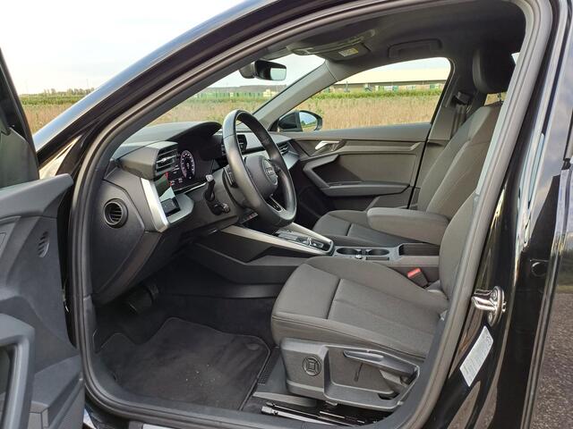 Audi A3 SPORTBACK 35 TFSI S edition /Nieuwstaat !/S-Line/LED/Digi Dash/Navi/Cruise/17 INCH/