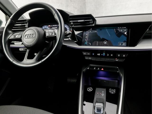 Audi A3 SPORTBACK 30 TFSI Sport Automaat (APPLE CARPLAY, GROOT NAVI, SFEERVERLICHTING, ADAPTIVE CRUISE, SPORTSTOELEN, MATRIX LED, GETINT GLAS, DAKRAILS, PARKEERSENSOREN, NIEUWE APK, NIEUWSTAAT)