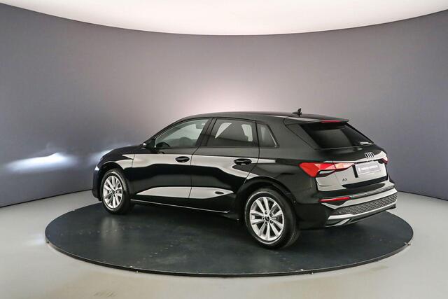 Audi A3 SPORTBACK 30 TFSI AUT | ¤519.- per maand all-in | ¤4.000,- KORTING | | Sportonderstel - Privacy glas - Sportstoelen