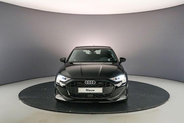 Audi A3 SPORTBACK 30 TFSI AUT | ¤519.- per maand all-in | ¤4.000,- KORTING | | Sportonderstel - Privacy glas - Sportstoelen