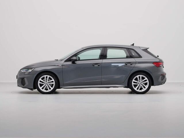 Audi A3 SPORTBACK 35 TFSI 150pk S-Line edition Navigatie Pdc Clima Stoelverwarming
