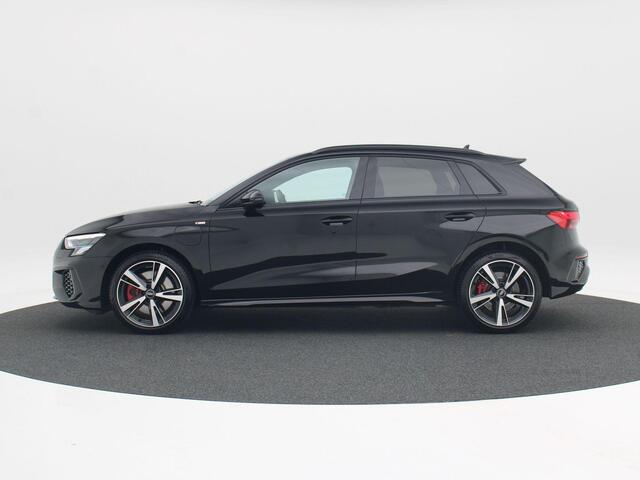 Audi A3 SPORTBACK 45 TFSi e 245 Pk Automaat S-Line Competition | Full LED | Navigatie | Zwart Optiek | 18 Inch | Stoelverwarming | Adaptive Cruise | 8.624 Km!!