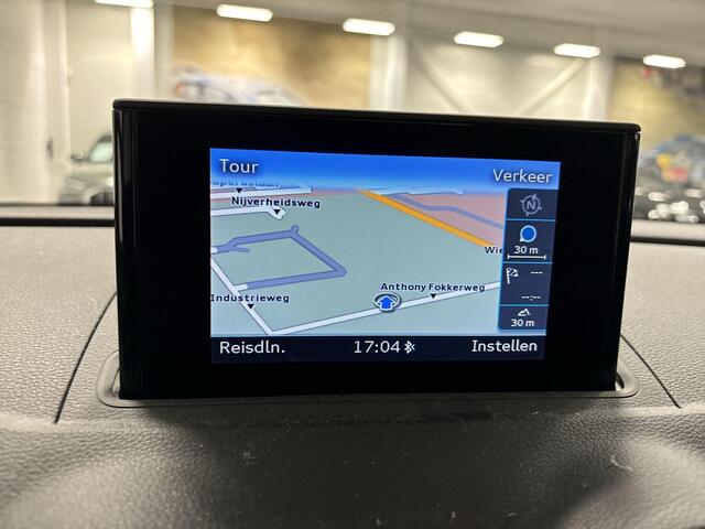 Audi A3 SPORTBACK 1.2 Tfsi 110pk Attraction Pro Line · Airco · Cruise Control · Navigatie · P-Sensoren · 16'' Inch ·