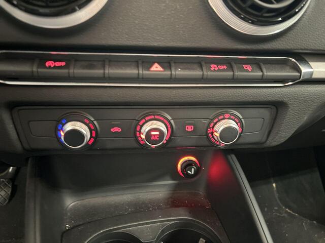 Audi A3 SPORTBACK 1.2 Tfsi 110pk Attraction Pro Line · Airco · Cruise Control · Navigatie · P-Sensoren · 16'' Inch ·