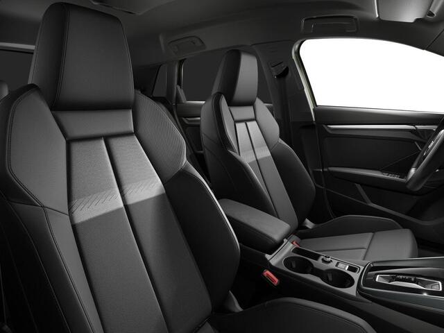Audi A3 SPORTBACK Advanced edition (A4) 40 TFSI e 150 kW / 204 pk S Achteruitrijcamera - Adaptive Cruise Control - 18 inch velgen