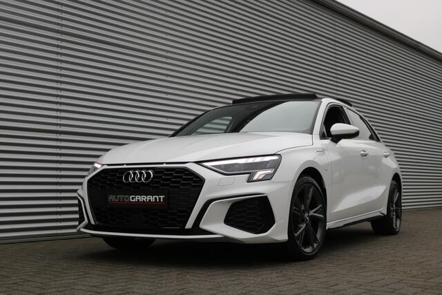 Audi A3 SPORTBACK 40 TFSI e S-Line (Panoramadak Sportleder/Memory VirtualCockpit Camera ACC Keyless Full-Led 18InchLMV PrivacyGlass Pdc V+A)