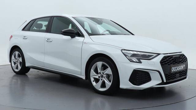 Audi A3 SPORTBACK 30 TFSI S edition | Zwart optiek | Adaptive cruise | PDC |