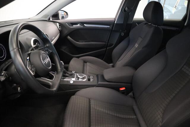 Audi A3 SPORTBACK 1.4 e-tron Sport Navigatie el trekhaak 18LMV Cruise Control stoelverwarming