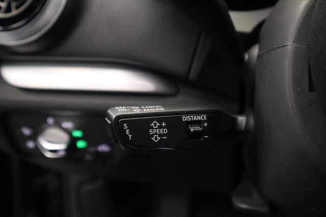 Audi A3 SPORTBACK 1.4 e-tron Sport Navigatie el trekhaak 18LMV Cruise Control stoelverwarming