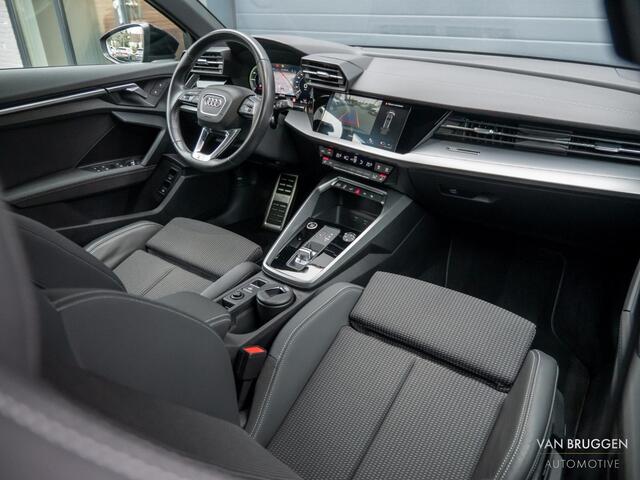 Audi A3 SPORTBACK 40 TFSI e S-Line Pano ACC Camera BTW CarPlay