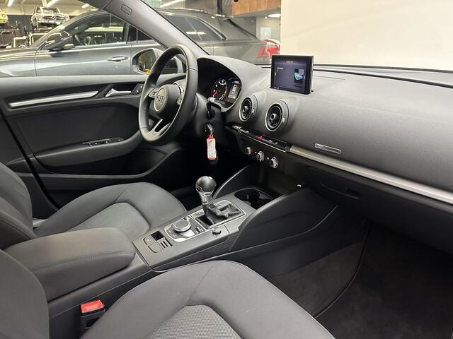 Audi A3 SPORTBACK 30 TFSI Pro Line | Automaat | LM velgen | NL Auto