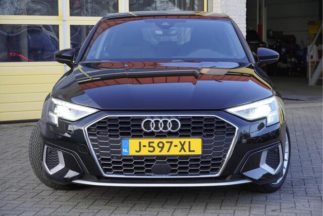 Audi A3 SPORTBACK 30 TFSI 5drs Business Edition BJ2020 Lmv 17" | Led | Pdc | Navi | Dynamische knipperlichten | App-Connect | Virtual cockpit | Climate control | Cruise control | Sportstoelen | Getint glas | Nw-model!