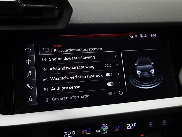Audi A3 SPORTBACK 45 TFSIe 180kW/245PK S Line · Camera+Parkeersensoren · Zwart optiek · LED · Privacyglass