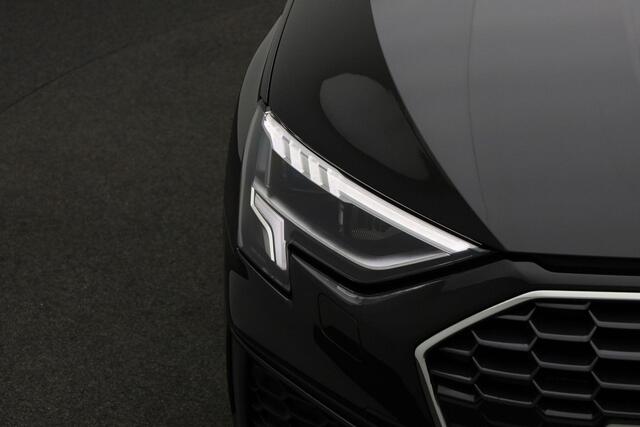 Audi A3 SPORTBACK 30 TFSI 110 pk S-tronic S edition / S-Line | Navigatie | Sportonderstel | Parkeersensoren achter | Cruise Control | Apple Carplay / Android Auto