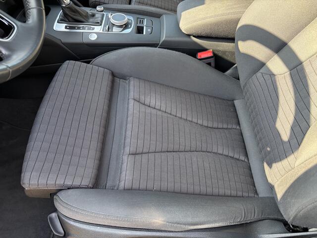 Audi A3 SPORTBACK 1.4 e-tron Sport Navigatie / Keyless / Digitaal Dashboard