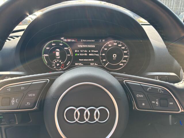 Audi A3 SPORTBACK 1.4 e-tron Sport Navigatie / Keyless / Digitaal Dashboard
