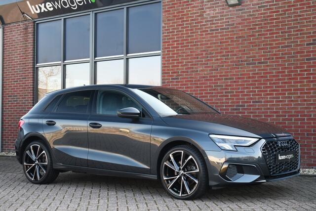 Audi A3 SPORTBACK 40 TFSI e S-zetels ACC Head-up 19inch El-klep