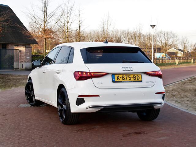 Audi A3 SPORTBACK 30 TFSI Business edition | Apple Carplay | Cruise Control | Virtual Cockpit | Automaat | 19 inch |