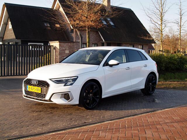 Audi A3 SPORTBACK 30 TFSI Business edition | Apple Carplay | Cruise Control | Virtual Cockpit | Automaat | 19 inch |
