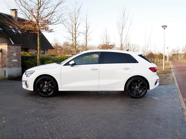 Audi A3 SPORTBACK 30 TFSI Business edition | Apple Carplay | Cruise Control | Virtual Cockpit | Automaat | 19 inch |