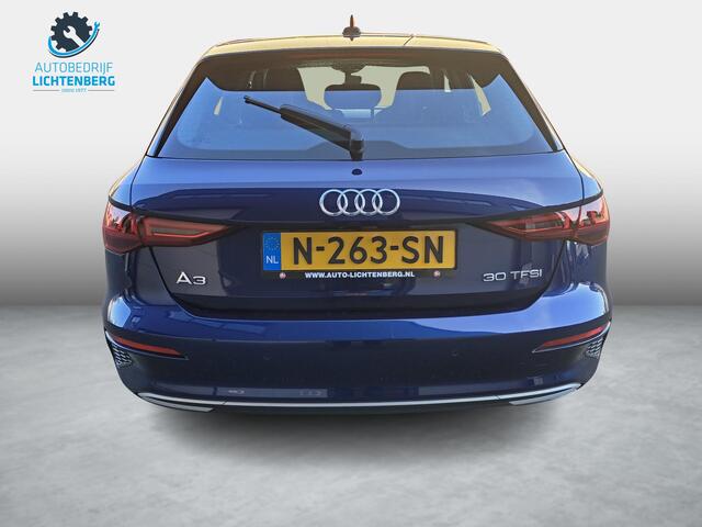 Audi A3 SPORTBACK 30 TFSI Advanced edition Stoelverwarming / PDC V+A / Virtual Cockpit