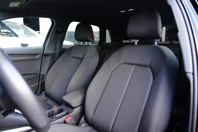Audi A3 SPORTBACK 30 TFSI S edition 111pk Winterpack/Cruise/Navigatie
