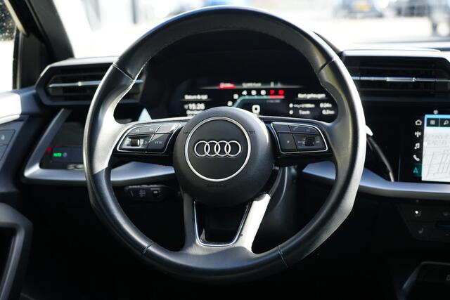 Audi A3 SPORTBACK 30 TFSI S edition 111pk Winterpack/Cruise/Navigatie