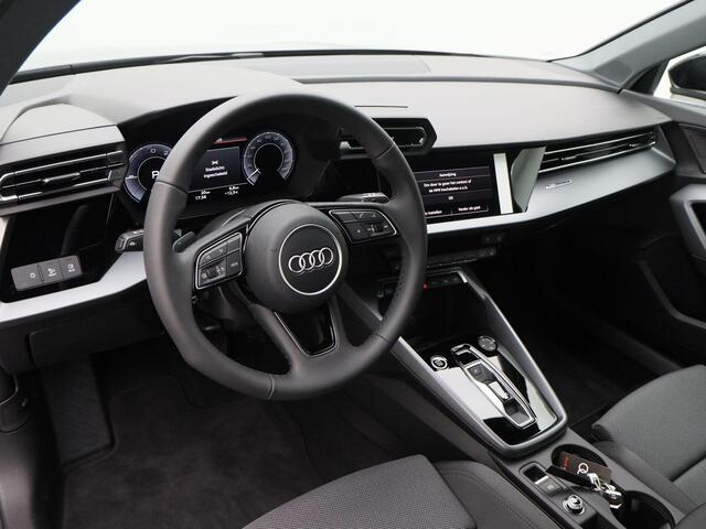 Audi A3 SPORTBACK 40 TFSI e Advanced edition | Parkeerassistent | Stoelverwarming | 18 inch velgen |