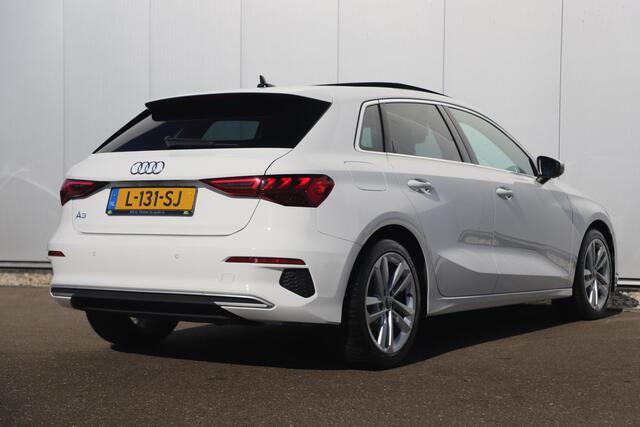 Audi A3 SPORTBACK 30 TFSI Advanced edition Automaat Panoramadak Sportstoelen Virtual Navigatie Draadloos Carplay Android Full LED 17 inch LMV Adaptive Cruise Lane Assist