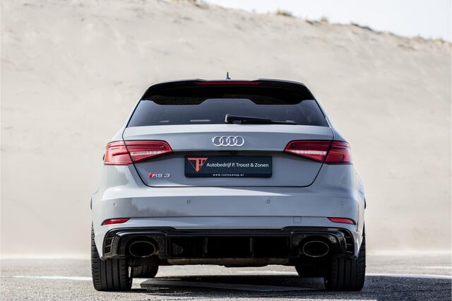 Audi A3 SPORTBACK 2.5 TFSI RS 3 Quattro Panoramadak/B&O audio/RS stoelen/Adaptive cruise control/Virtueel cockpit/Apple carplay/Navigatie/Stoelverwarming/Dodehoek detectie/Keyless/Achteruitrijcamera/Parkeersensoren rondom/DAB+