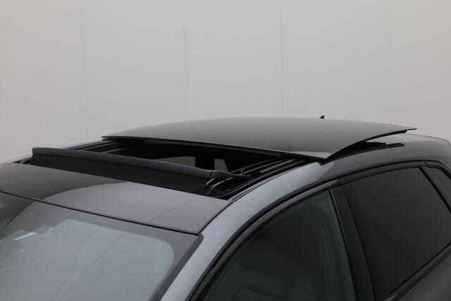 Audi A3 SPORTBACK 35 TFSI 150 pk S-tronic S edition / S-Line | Panoramadak | Navigatie | Stoelverwarming | Parkeersensoren achter