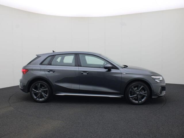 Audi A3 SPORTBACK 40 TFSIe 150kW/204PK S Line · Drive select · Camera + Parkeersensoren · Leder/stof · Garantie tot december 2025 of 60000km