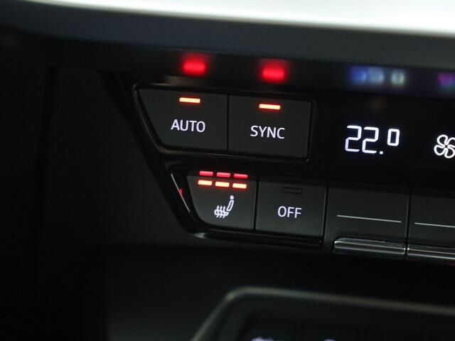 Audi A3 SPORTBACK 40 TFSIe 150kW/204PK S Line · Drive select · Camera + Parkeersensoren · Leder/stof · Garantie tot december 2025 of 60000km