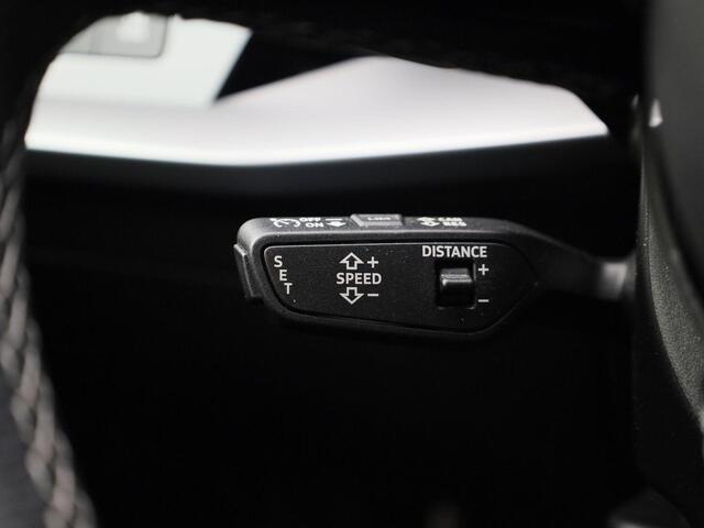 Audi A3 SPORTBACK 40 TFSIe 150kW/204PK S Line · Drive select · Camera + Parkeersensoren · Leder/stof · Garantie tot december 2025 of 60000km